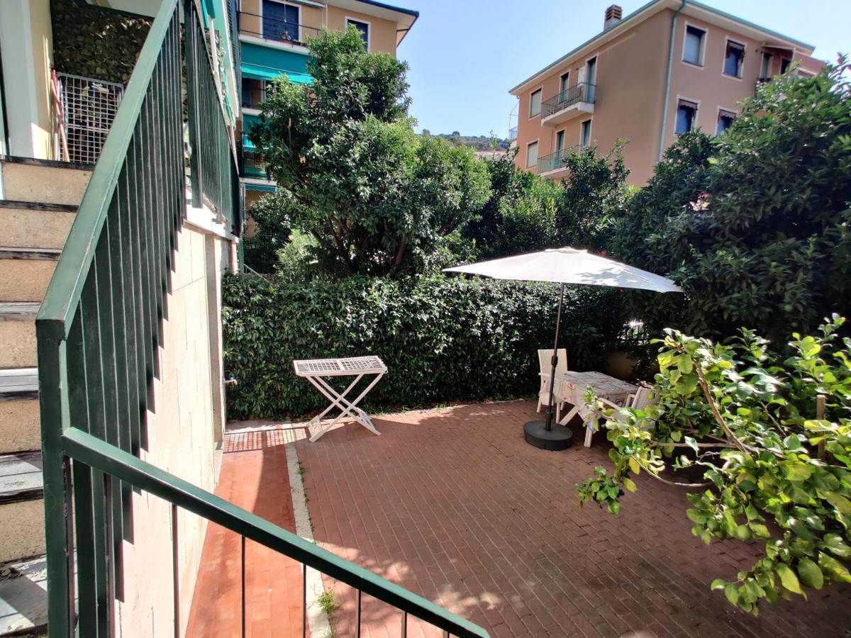 Appartamenti Con Giardino E Posto Auto Per Famiglie Фінале-Лігуре Екстер'єр фото